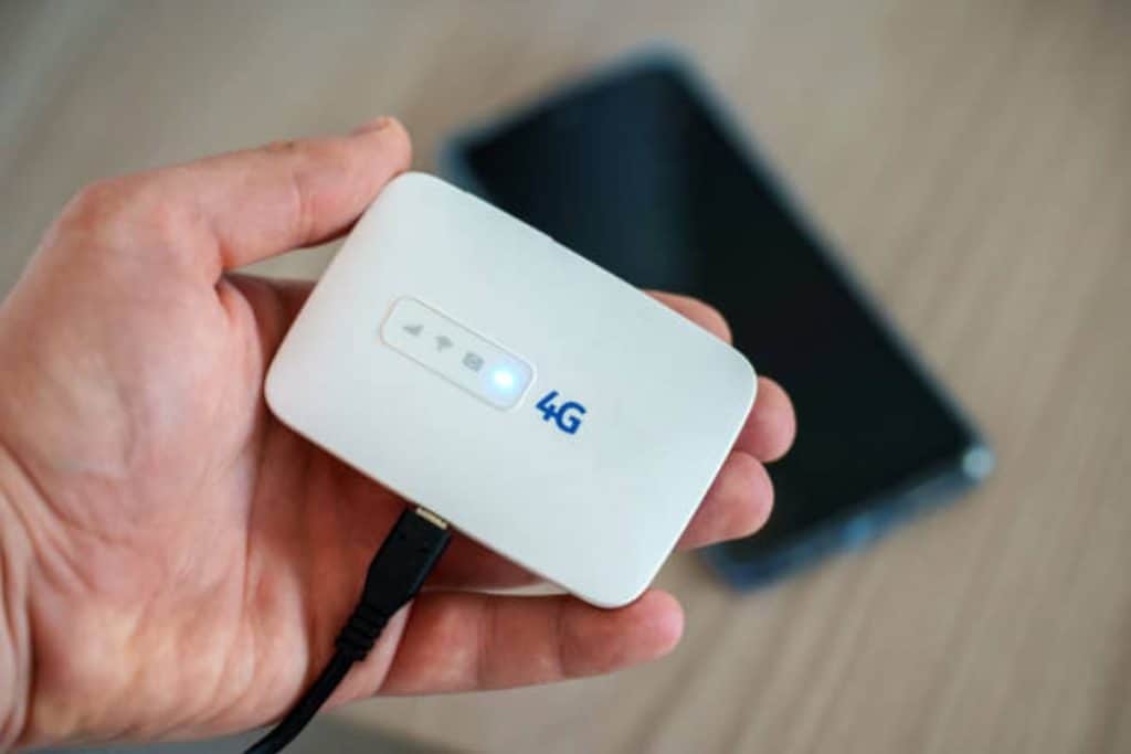 Pocket Wifi for Indonesia - way to use cell phone in Indonesia