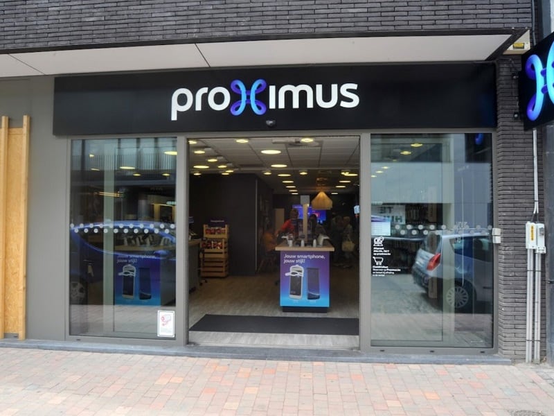 You can buy a SIM card online on the official Proximus store page