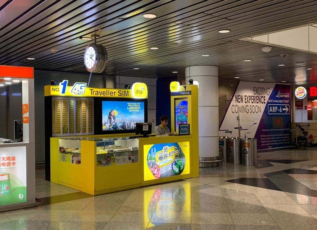 Magasin de cartes SIM à l'aéroport de Kuala Lumpur