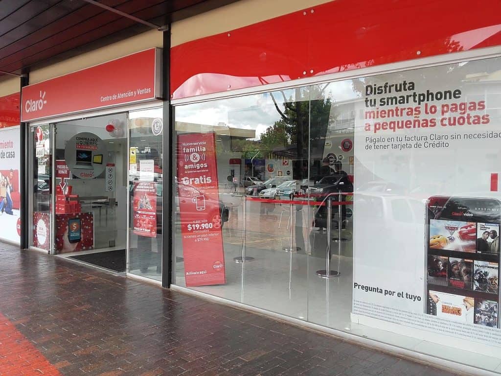 A physical Claro Store in Colombia