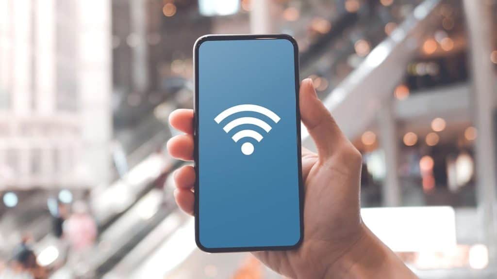Up to 10 devices can connect to a Qatar hotspot