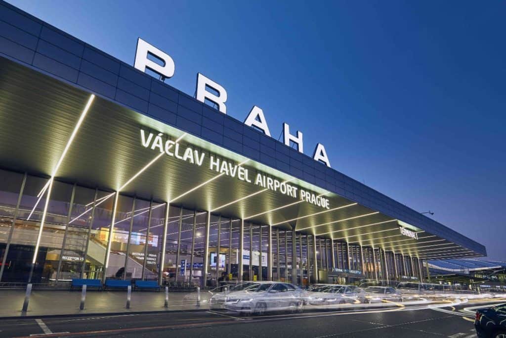 Renting pocket Wifi directly at Václav Havel Airport Prague