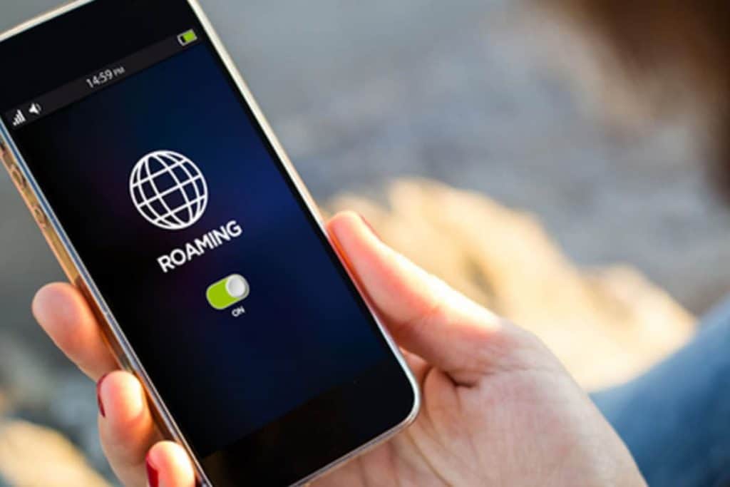 Activate roaming service for Canada on your mobile phone