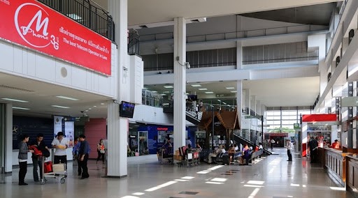 lao-telecom-store-at-vientiane-airport