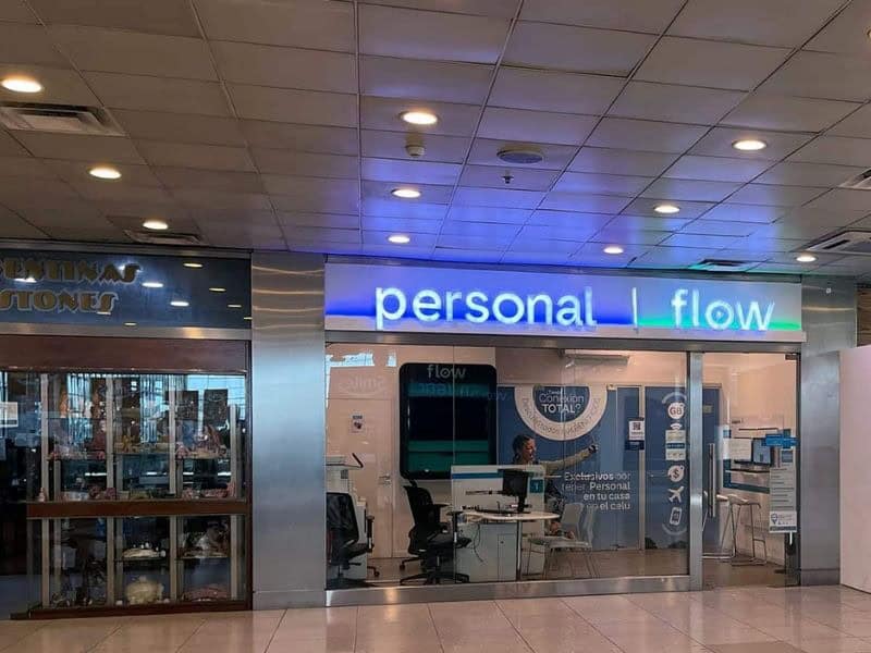 Personal's kiosk at Jorge Newbery airport