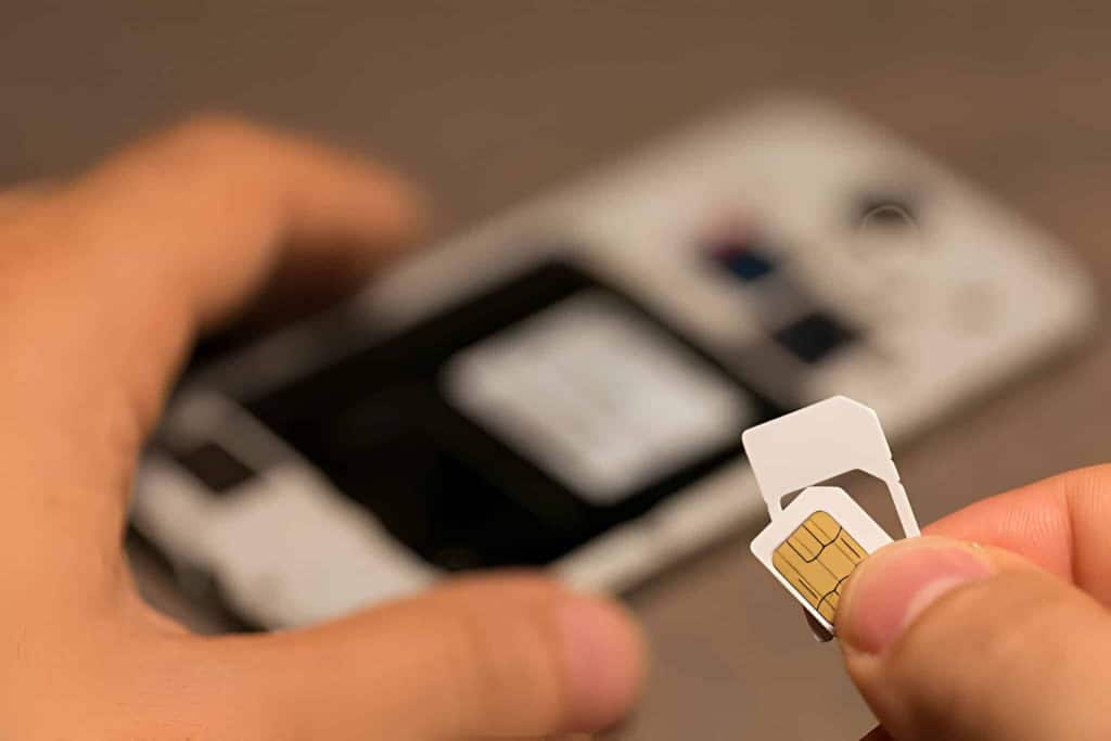 Buy SIM card before departure for the best preparation