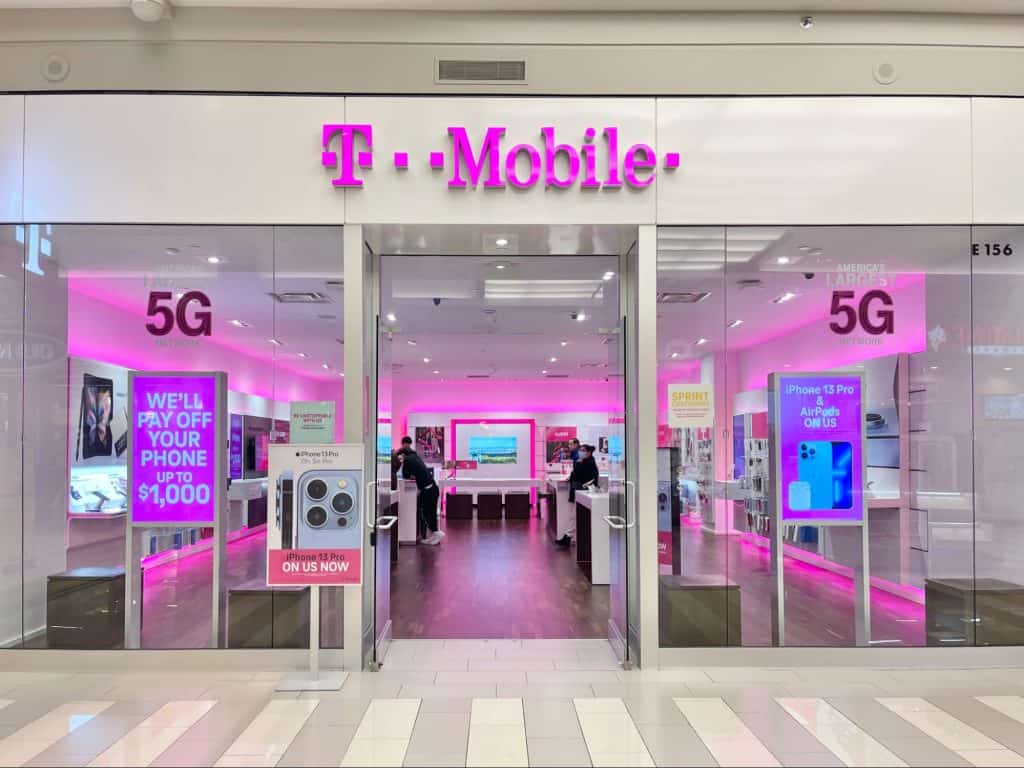 t mobile store in south avenue usa